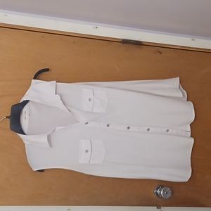 Eden and olivia Sleevless white button up top